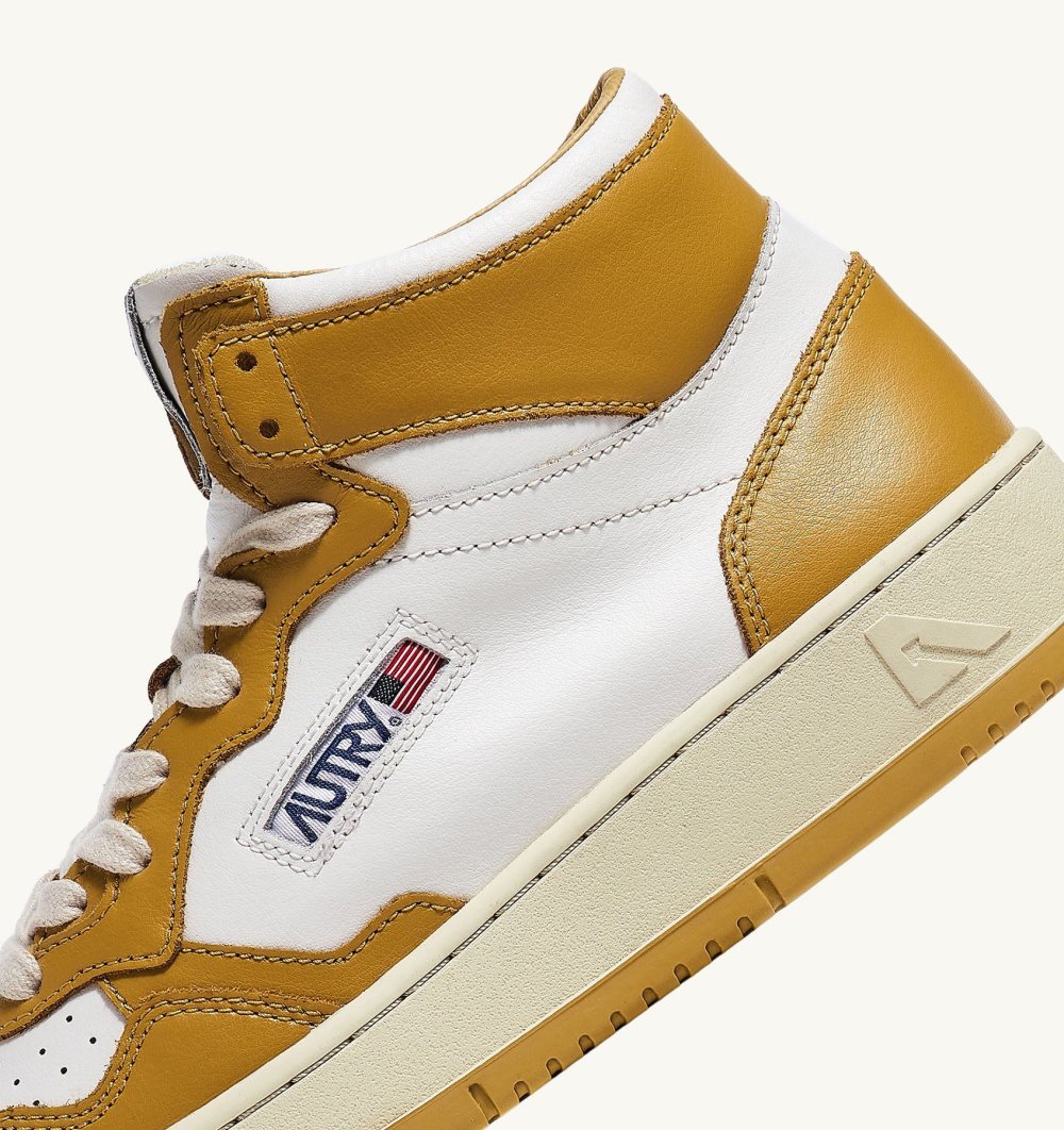 Yellow / White Autry Medalist Mid Sneakers Yellow Leather | DLOJBW124